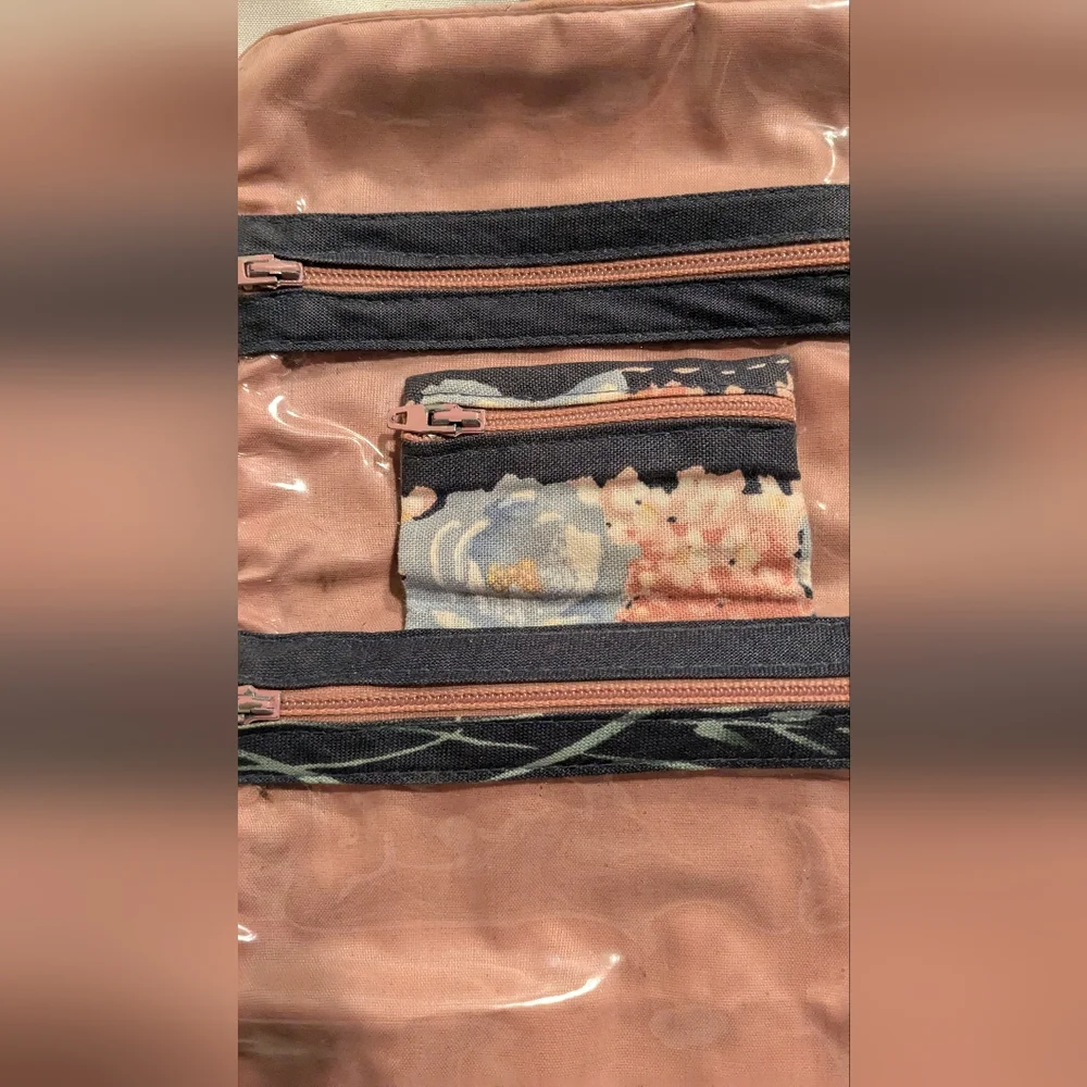 Vintage Rare Jewelry/cosmetic Floral Travel Bag Pouch w/tiny Insert zip pocket